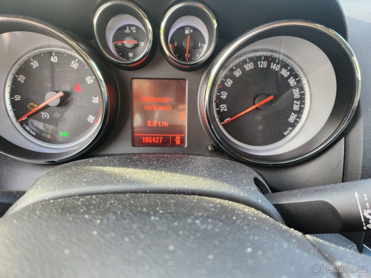 Opel Astra 1.4 16V - 14