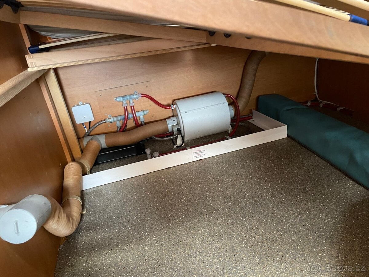 Dethleffs Tourist 470, 2008, 4 osoby, bojler, fr.postel - 14