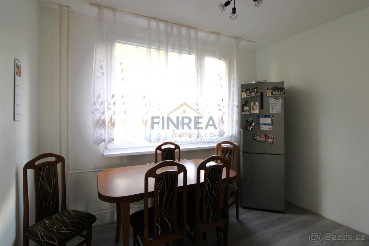 PRÁVĚ ZLEVNĚNO Prodej bytu 4+1 99 m2 Karla Čapka, Krupka - 14