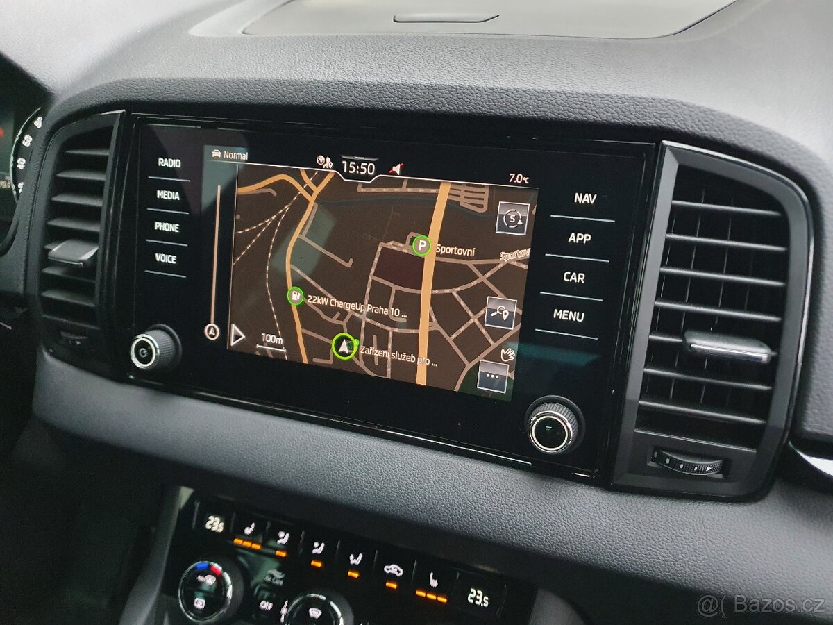 Škoda Karoq 2.0 TDI 110kW Sportline Tažné - záruka Autodraft - 14