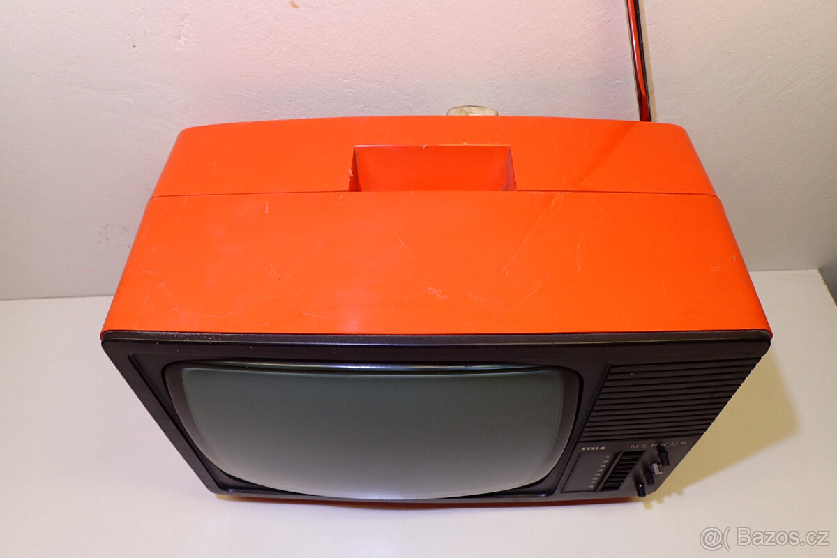 Retro Televize - Tesla - přenosná - 14