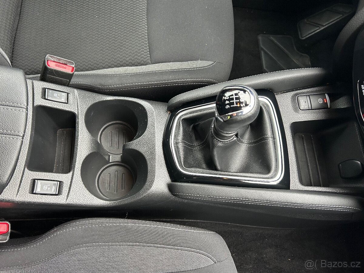 Nissan Qashqai 1.3 103kw 2021 ČR 1maj 36.300km - 14