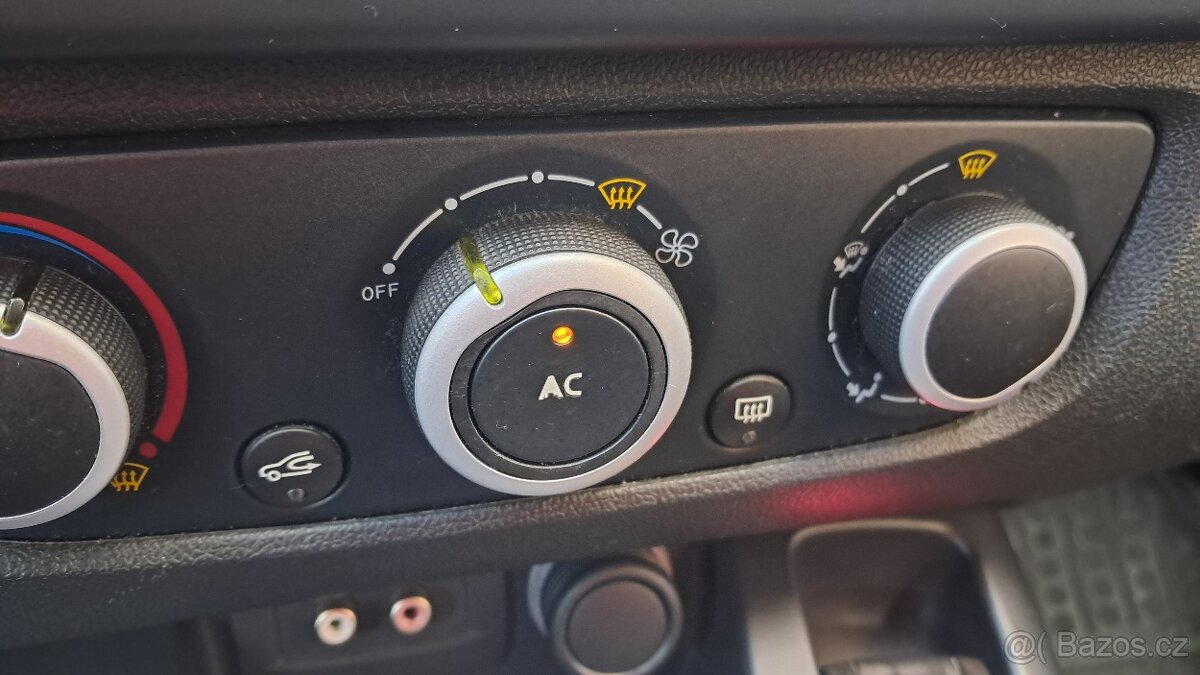 Renault Scénic, 1.6i / 81KW - 14