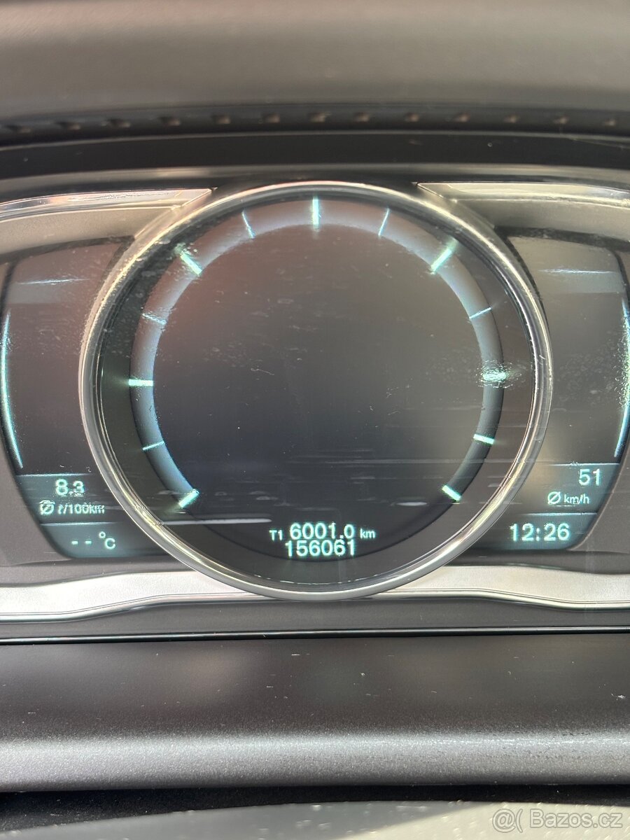 Volvo XC60 D4 2.4D AWD - 14