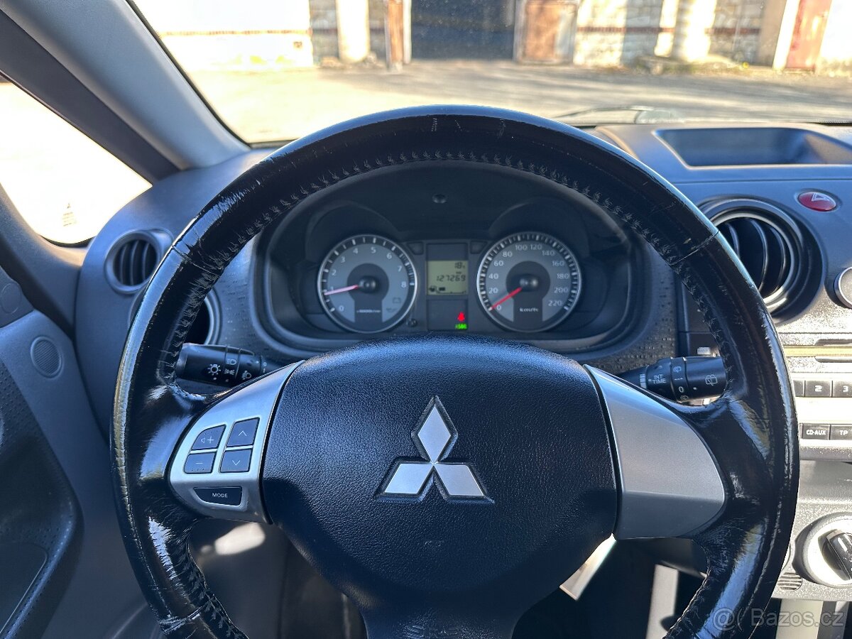 Mitsubishi Colt 1,1i 55kw - 14