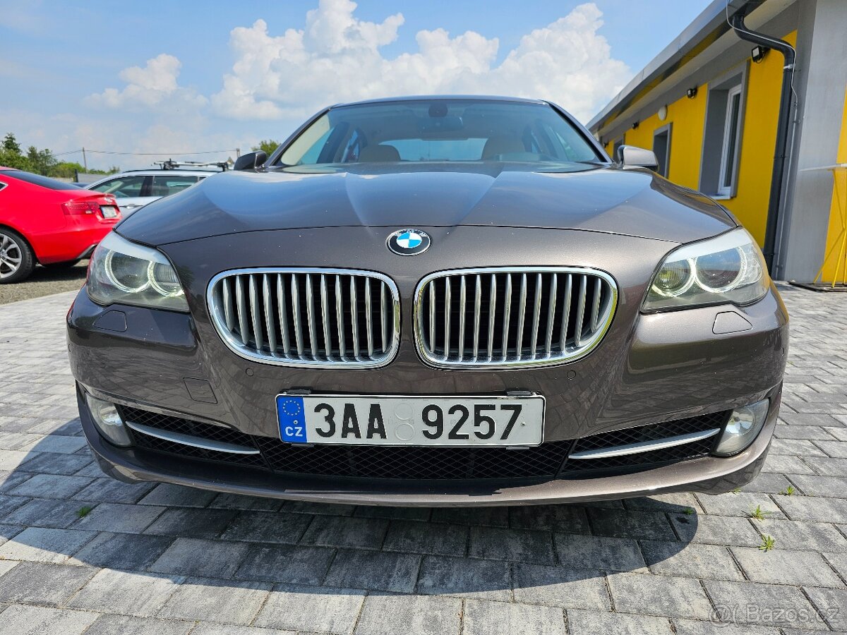 Prodám: BMW Řada 5, 550I XDRIVE - 14