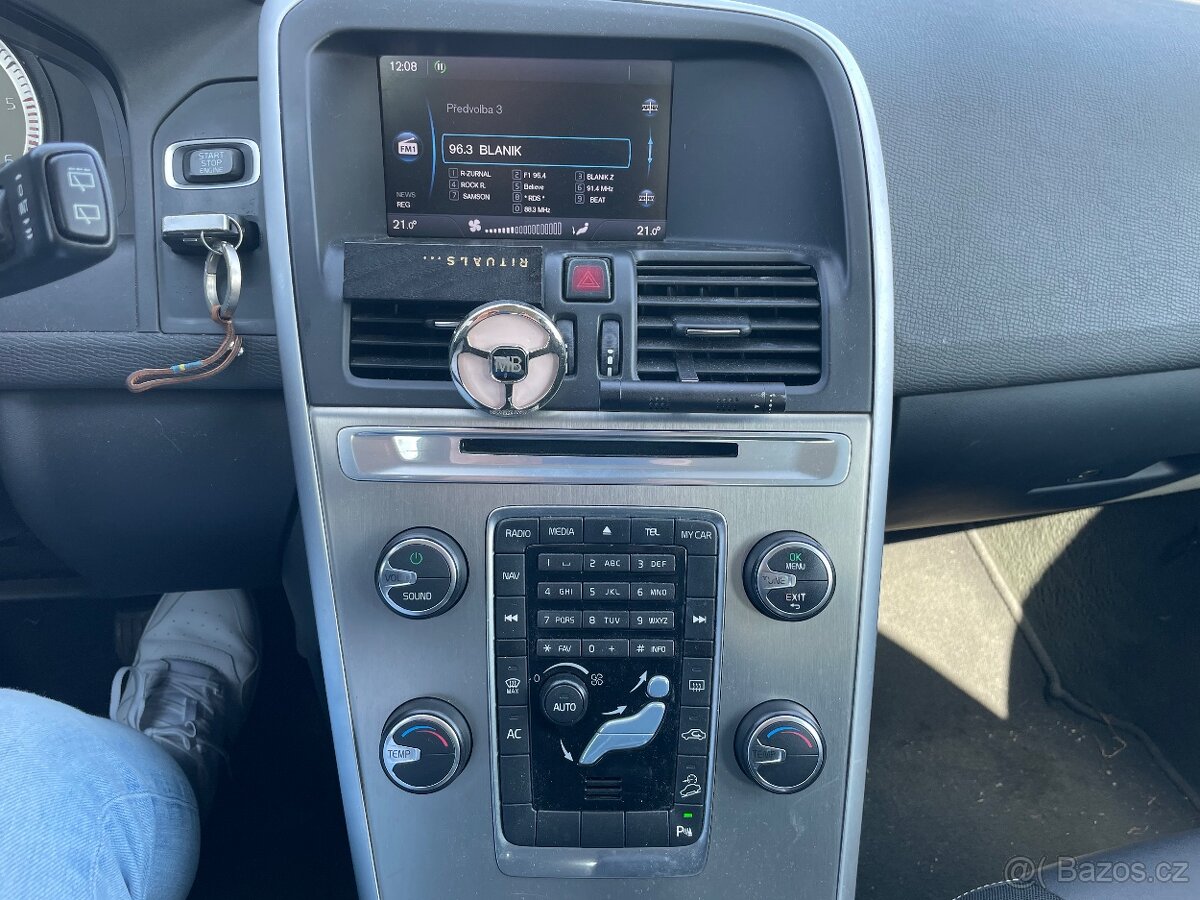 Volvo XC60 2,4 TD, automat, R.v.2011 - 14
