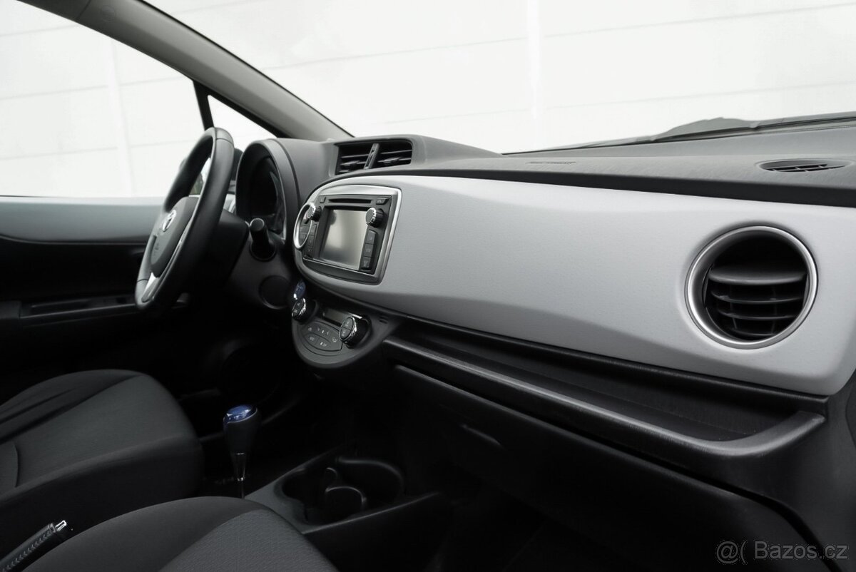 Toyota Yaris 1.5 Hybrid LOUNGE - 14