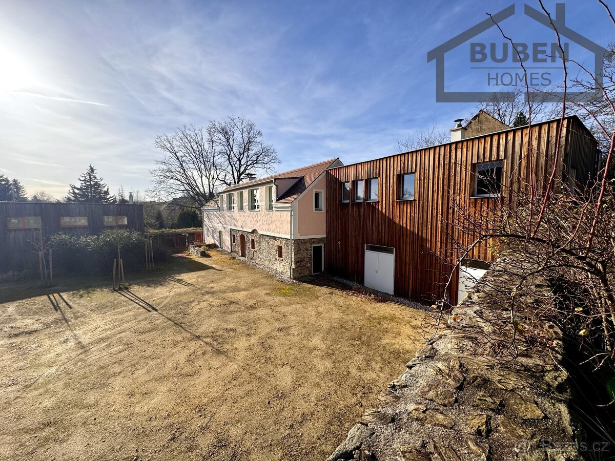 Komerční komplex s ubytovacím zařízením a školícím centrem + - 14