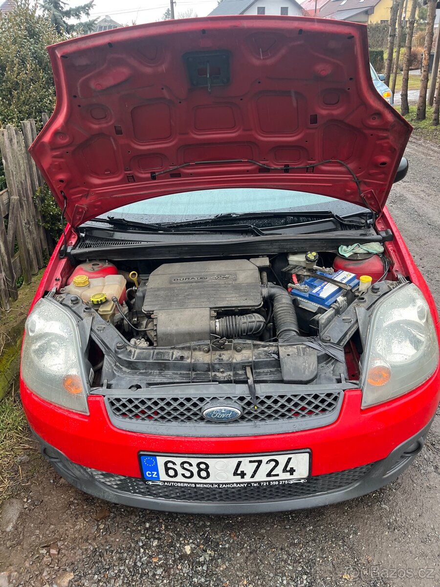 Prodám Ford fiestu mk6 - 14