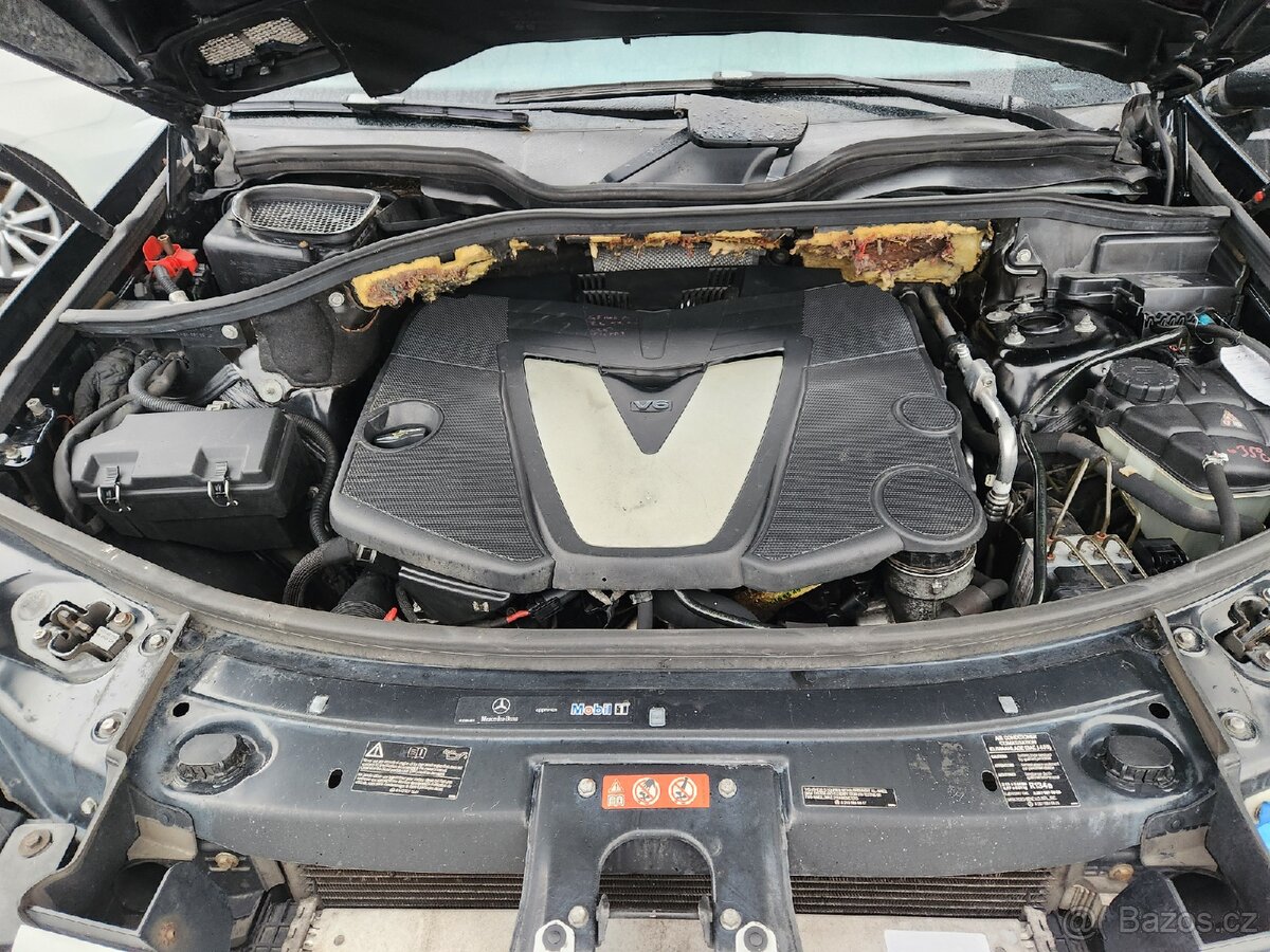 Mercedes-Benz Třídy M 320CDi 4-Matic Harman&Kardon - 14