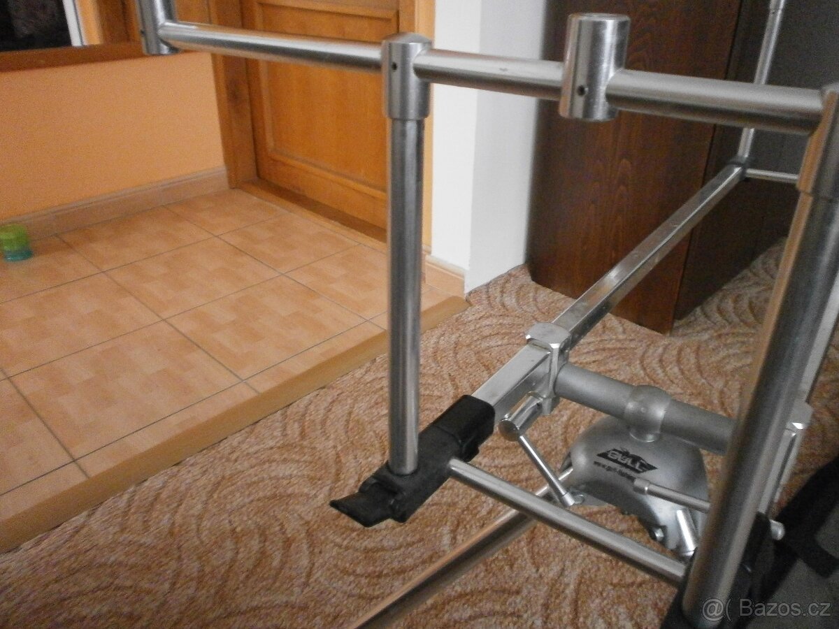 Prodám stojany na rybářské pruty - 14