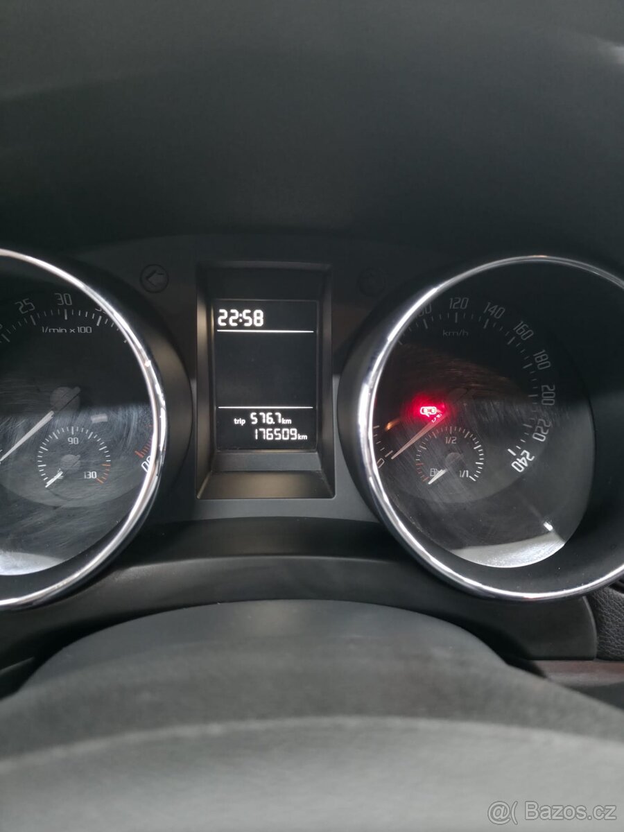 Škoda Yeti GreenLine 1.6TDI 77Kw - 14