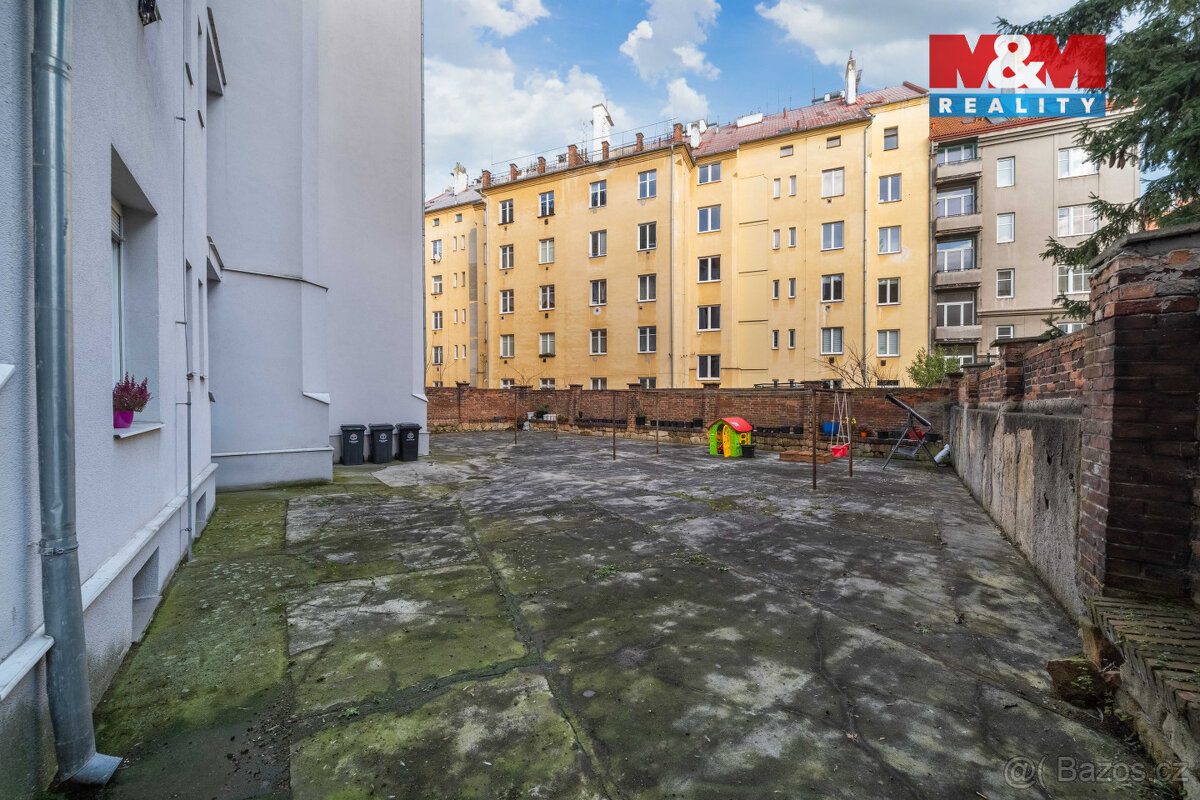Pronájem bytu 1+kk, 27 m², Plzeň, ul. Vrchlického - 14