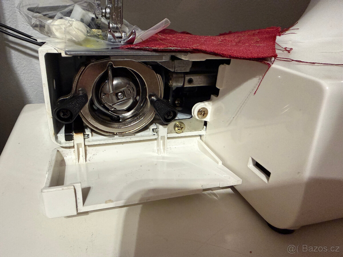 Pěkný šicí stroj Privileg zánovní s manuálem - 14