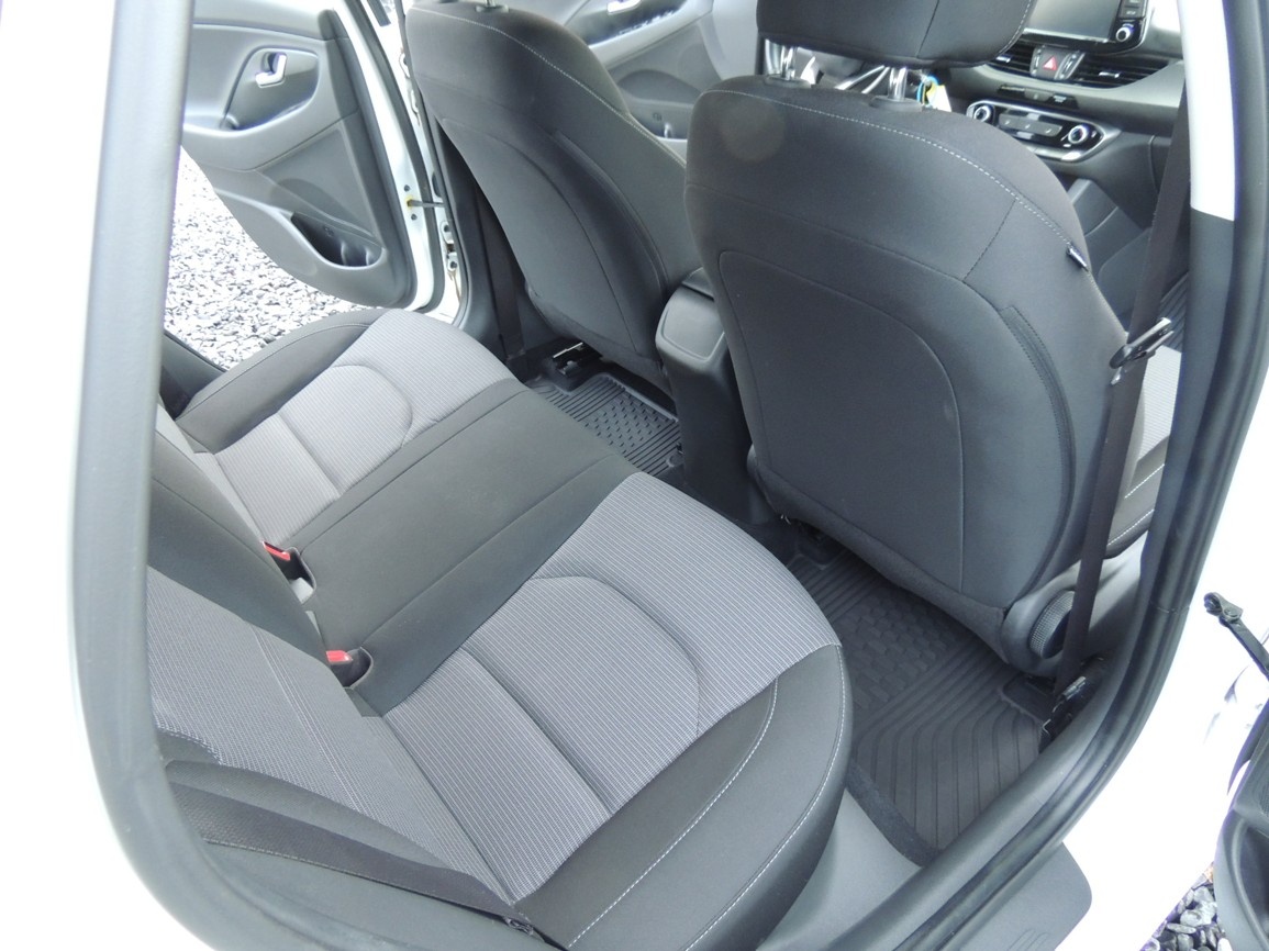 Hyundai i30 Combi,1.6CRDi,2021,97000km,ČR,1maj.-21%DPH - 14