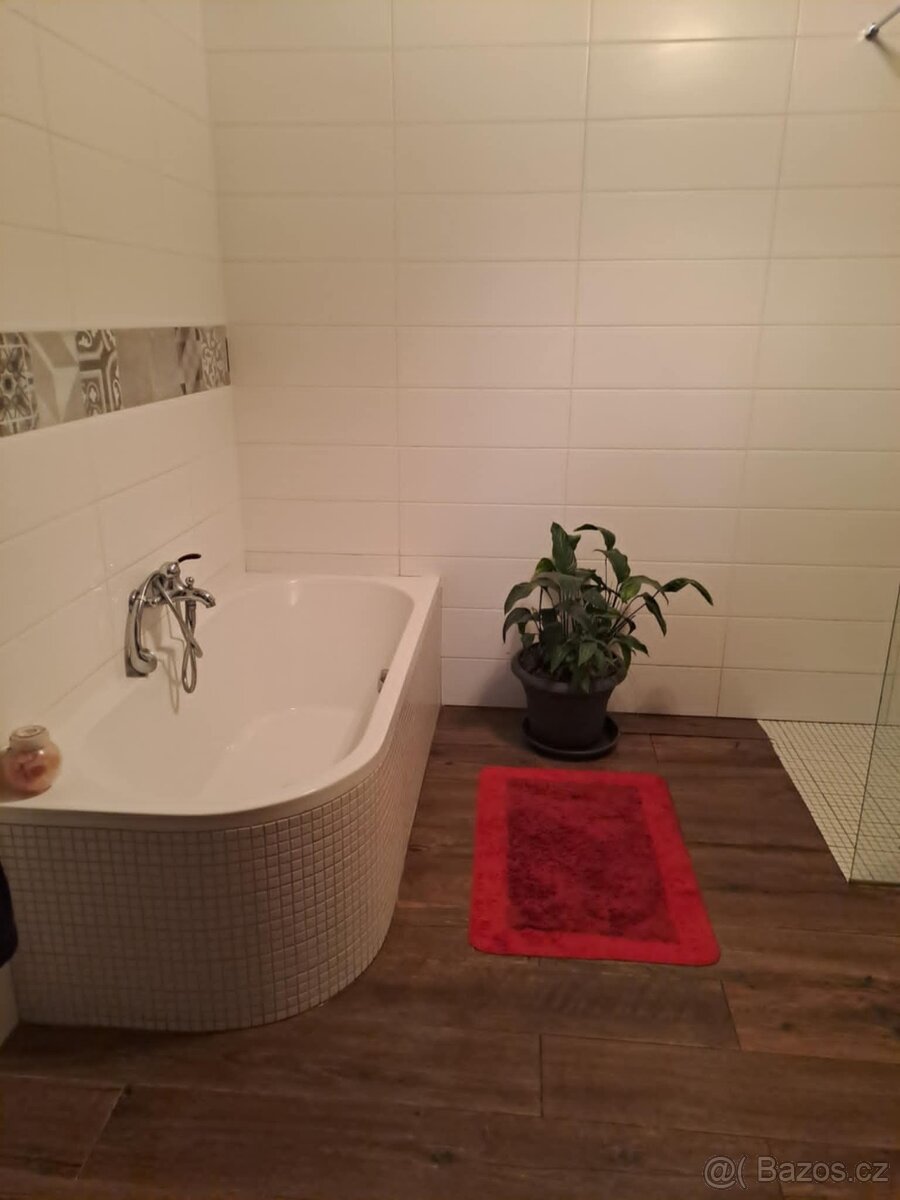 PRODEJ RD LUHAČOVICE, BRANKA - 14