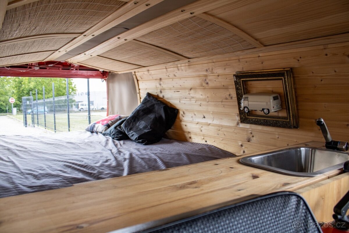 Volkswagen T2 Transporter - 14