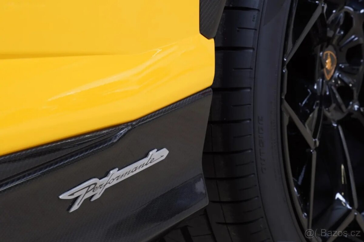Lamborghini Urus, Performante, Akrapovič - 14