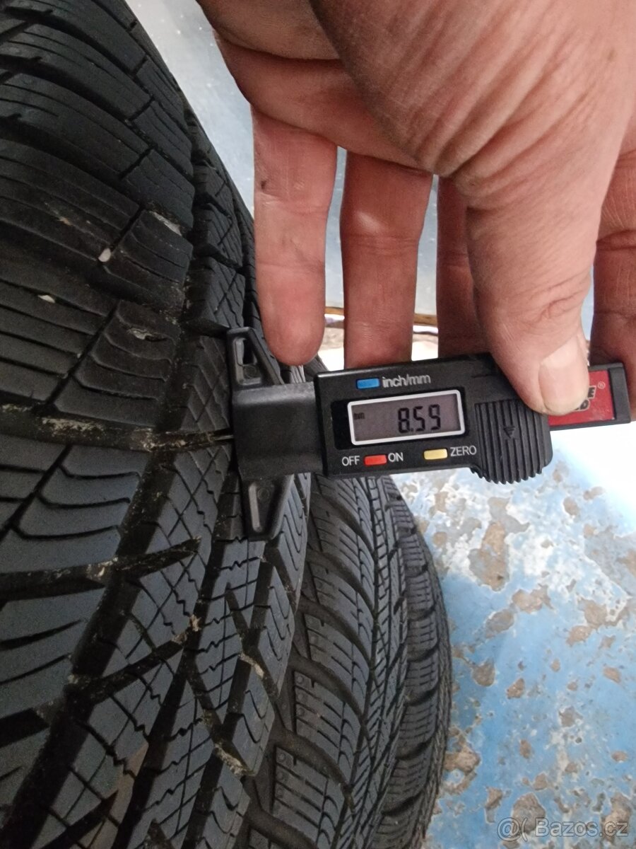 205/55/16 Zimní kola originál Škoda Octavia 5x112 DOT23 - 14