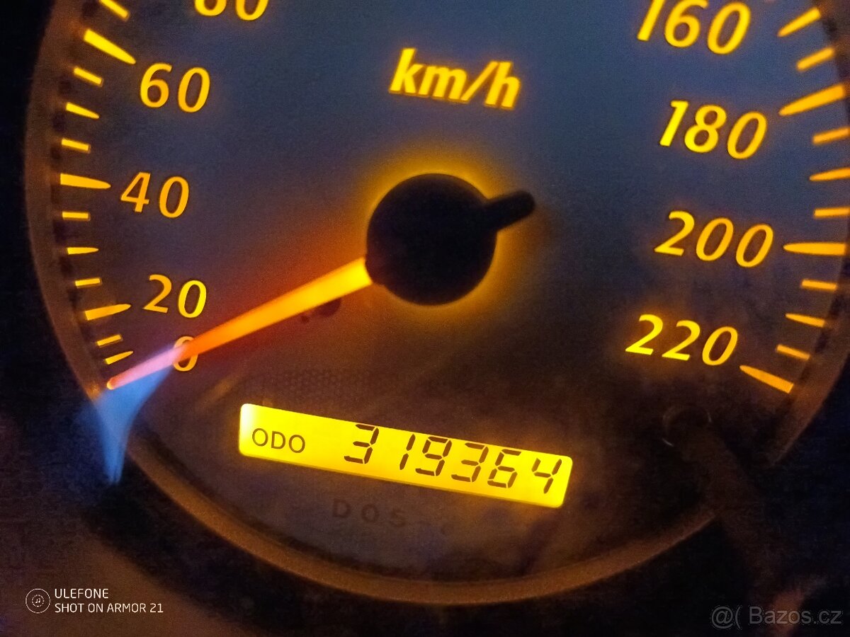 Toyota RAV4 - 2,0 110kw - benzín - 14