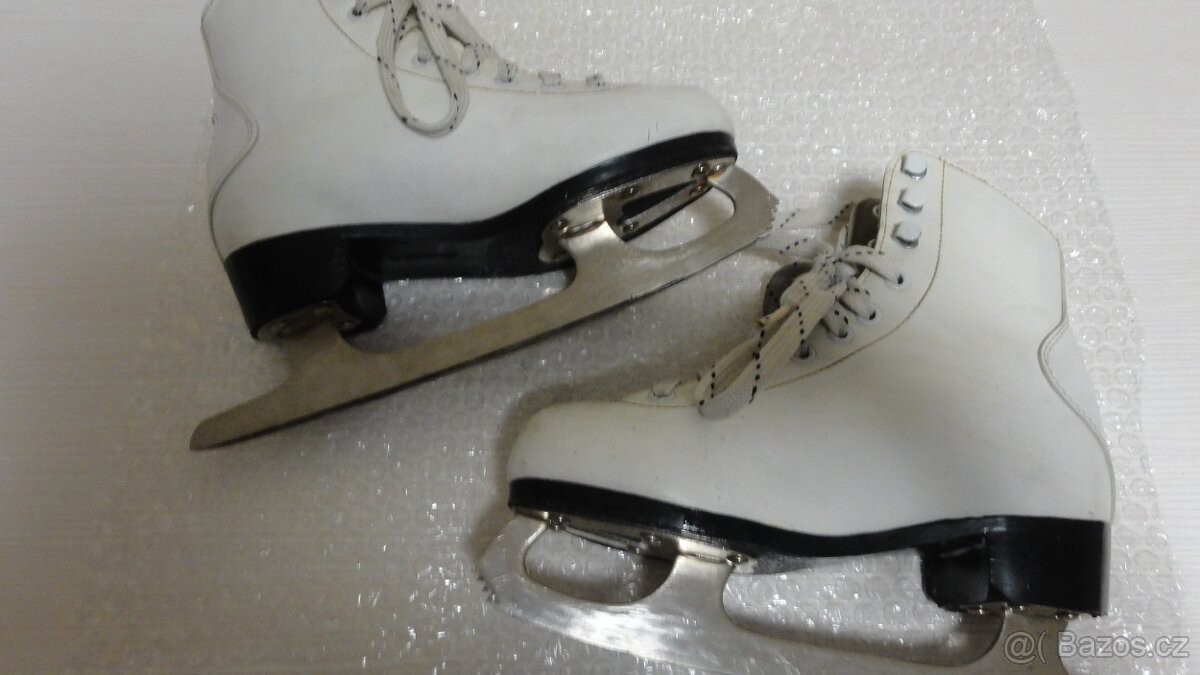 Dívčí brusle Crowned vel. 32 - 35, - 14