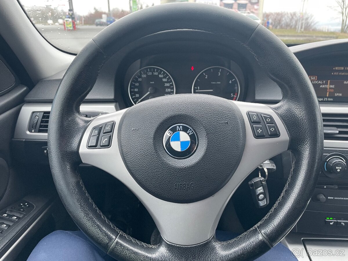 BMW 330d,120 kw, automat - 14