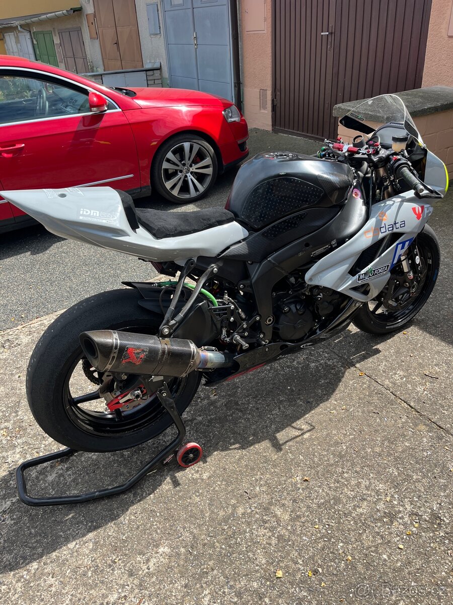 Kawasaki ZX6R závodní speciál okruhovka - 14