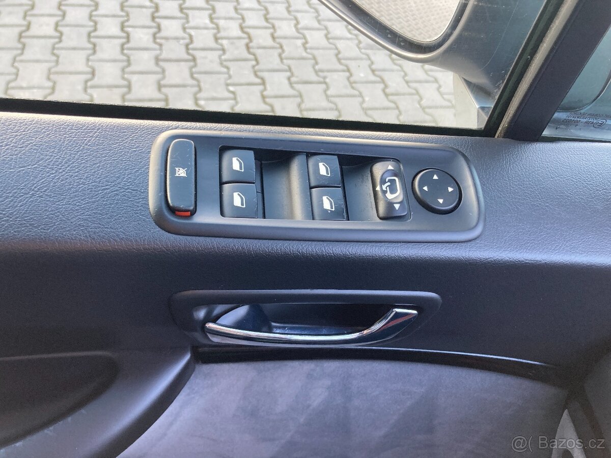 Citroën C8, 2,0/100kW Tažné 8.míst El.dveře - 14