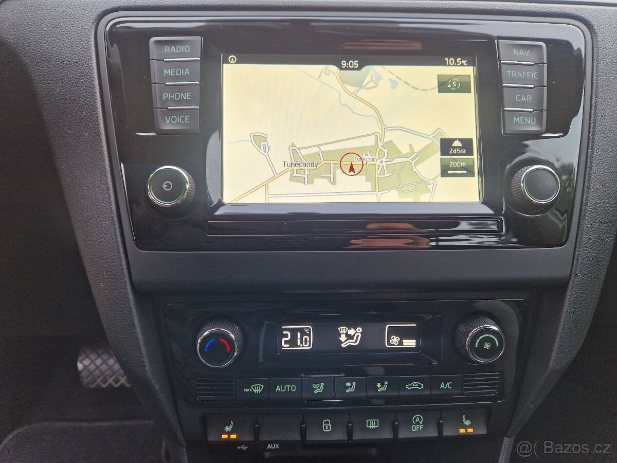 ŠKODA RAPID 1.4 TSI DSG - 14