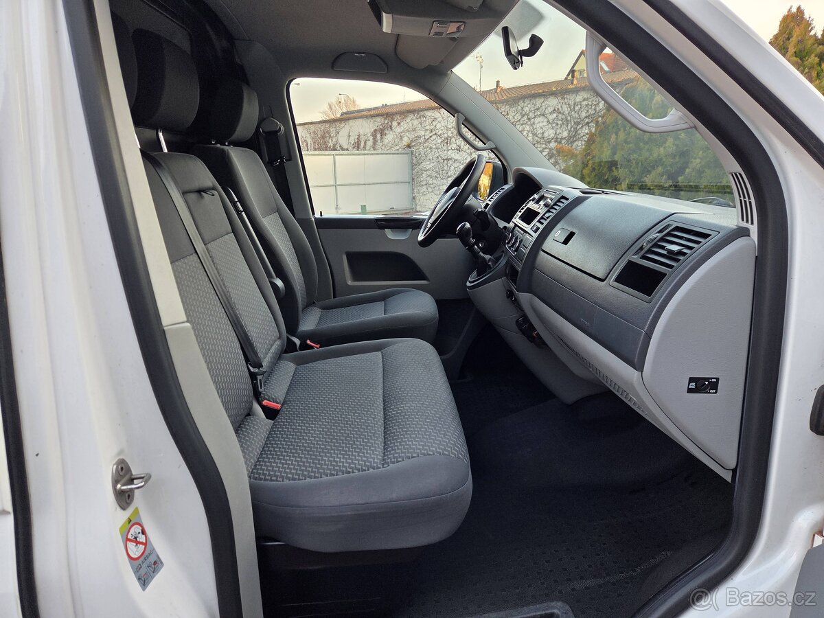 VW Transporter 2.0 TDI,DPH,2012,Tažné,1.Majitel - 14