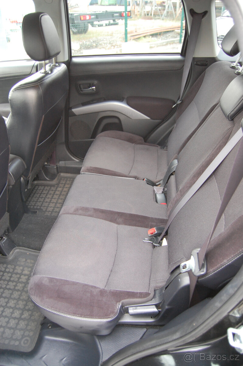 Mitsubishi Outlander - 14