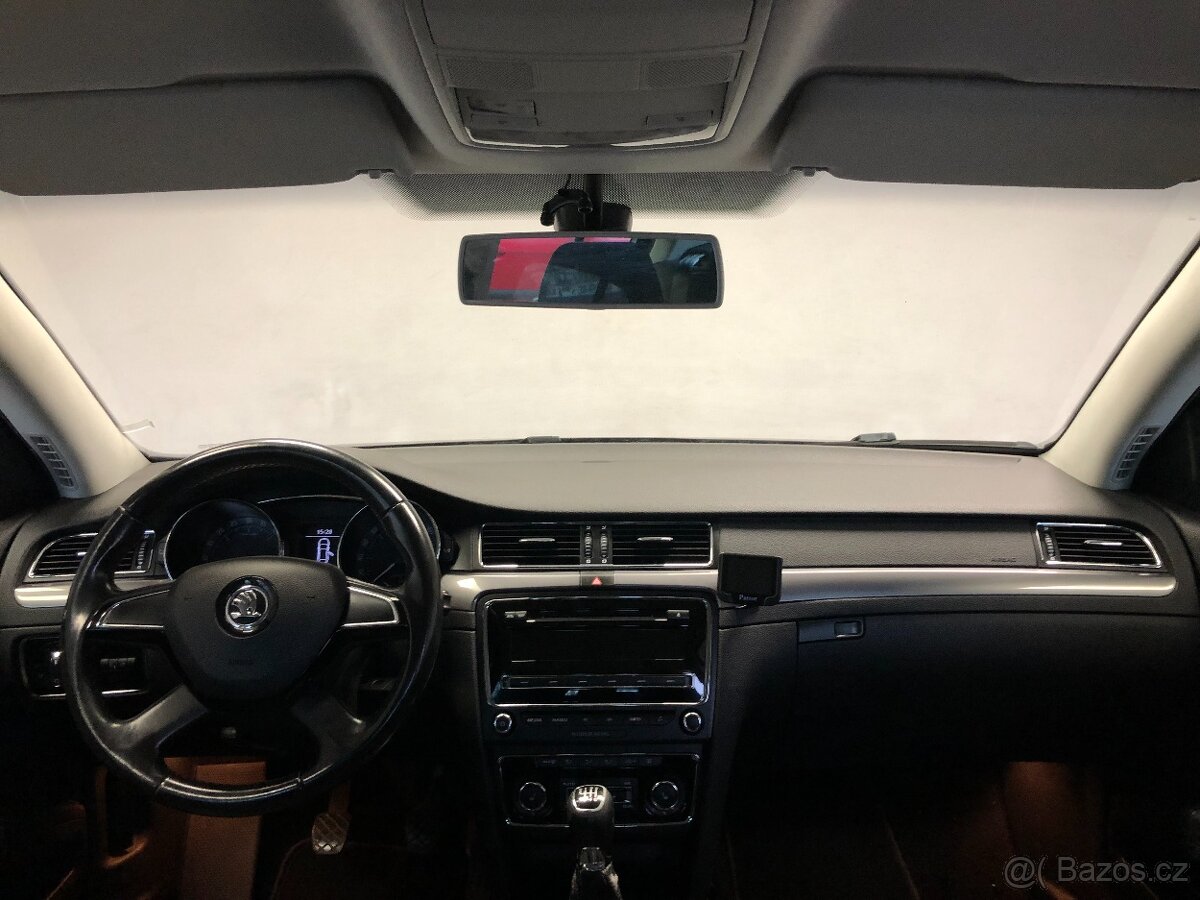 ŠKODA SUPERB 2.0 TDI - 14