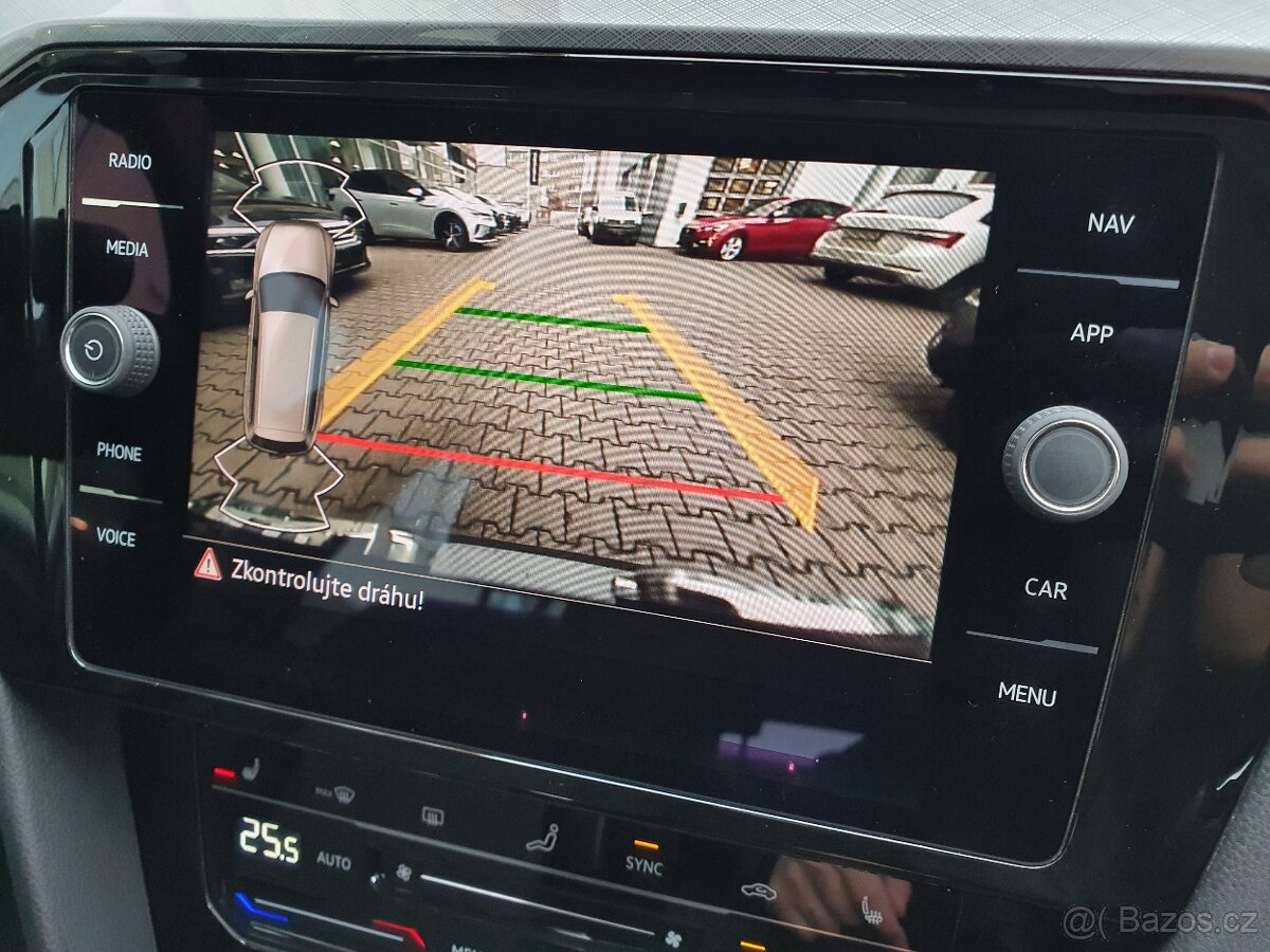 VW Passat B8 Variant 2.0 TDI 110kW DSG - záruka Autodraft - 14