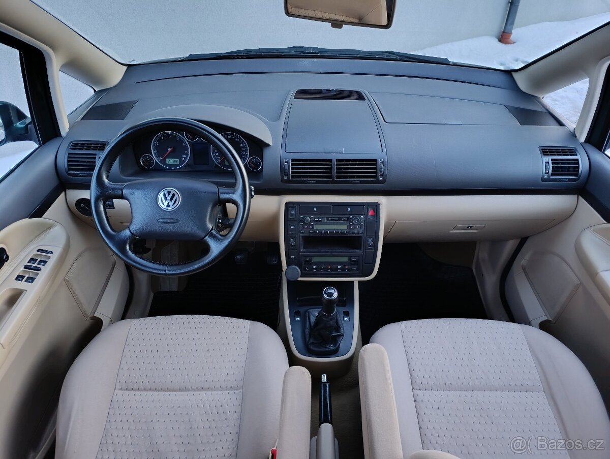 Volkswagen Sharan 1.8 Turbo + LPG - 14