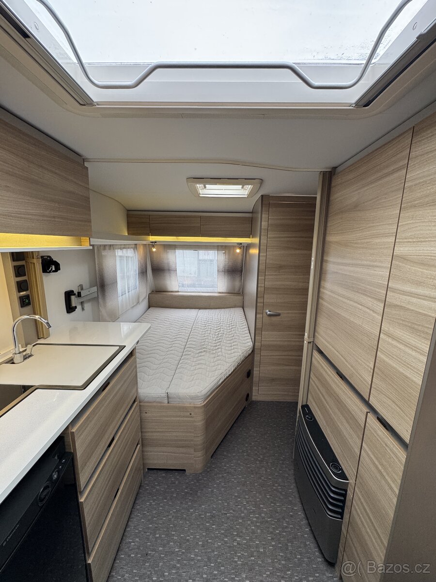 Adria Altea 472 PU ~ Francouzská postel - 14