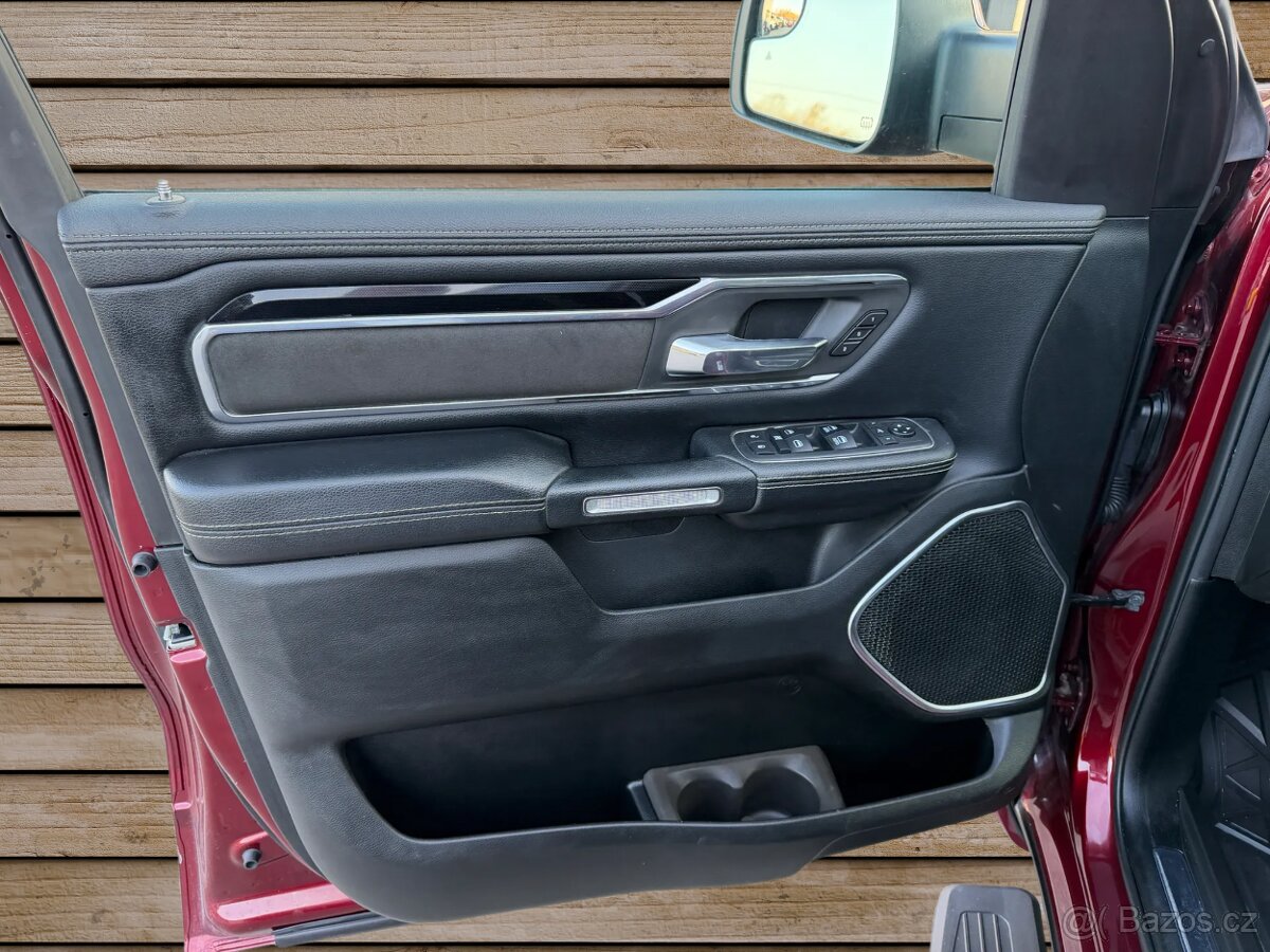 DODGE RAM LARAMIE LONGBED HEMI - 14