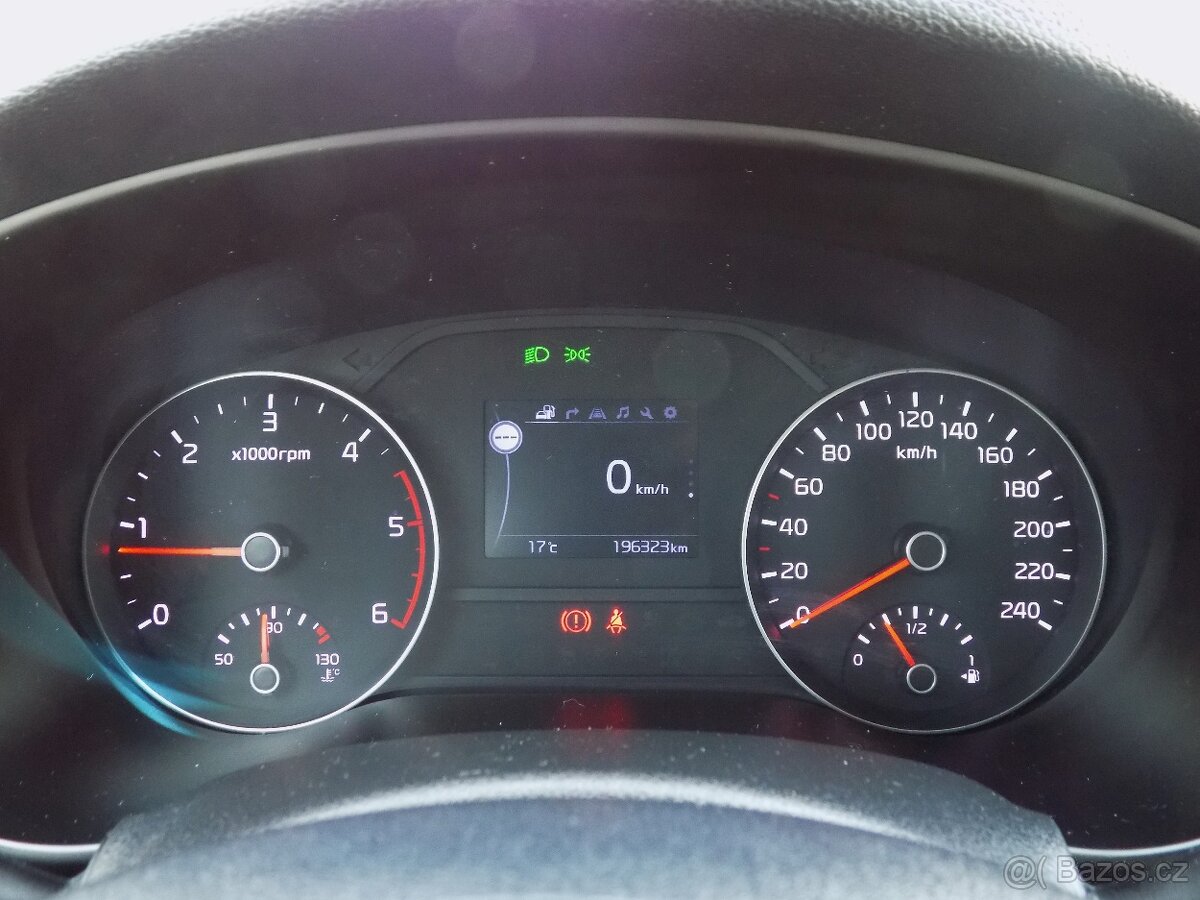 Kia Sportage 1.7 CRDi, NAVI, KAMERA, 1.majitel, serviska - 14