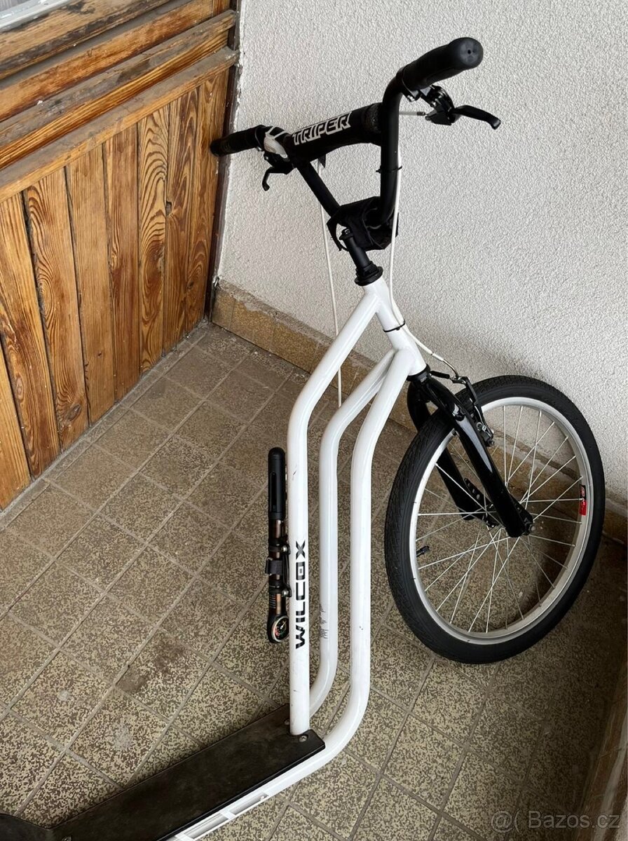 Koloběžka Wilcox TRIPER - 14