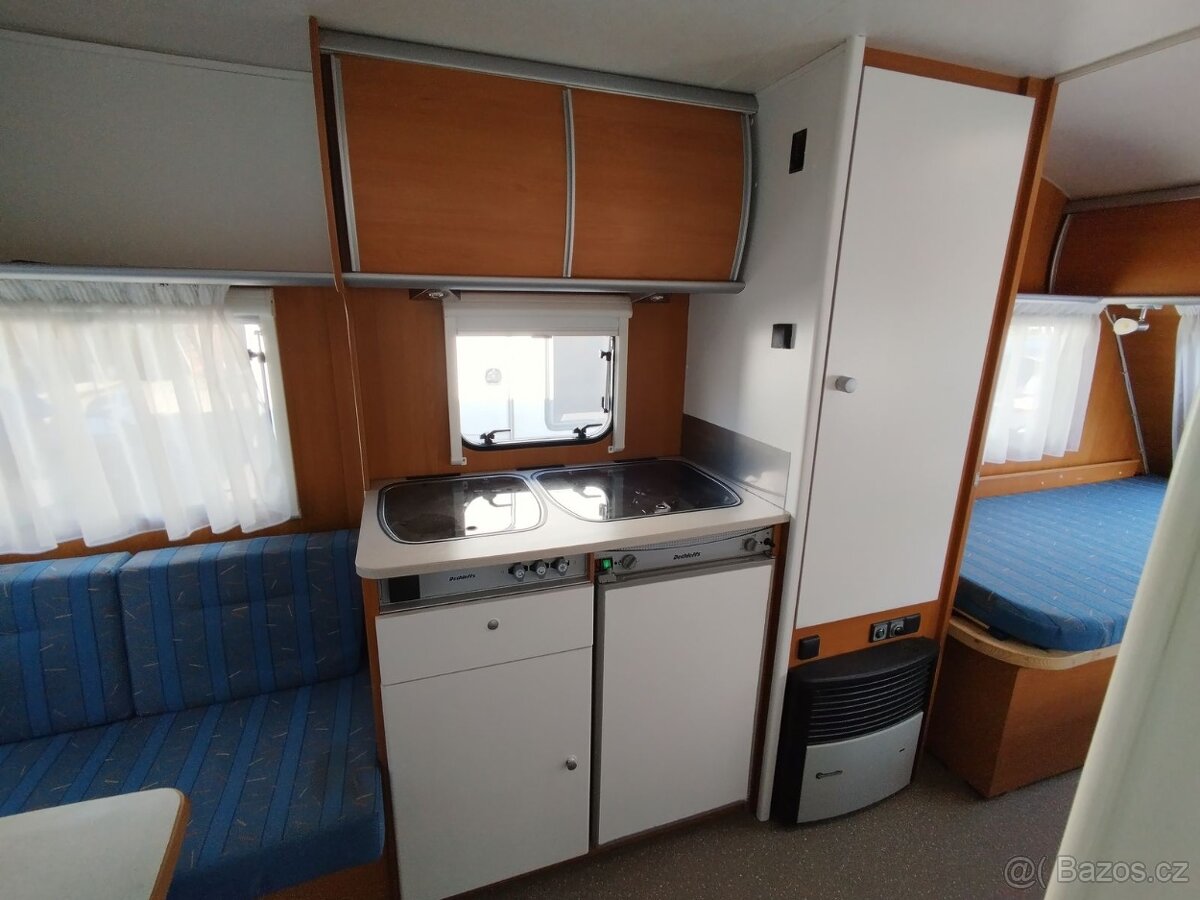 DETHLEFFS Tourist č.226. Rok 2007.1100kg.Pevné postele - 14