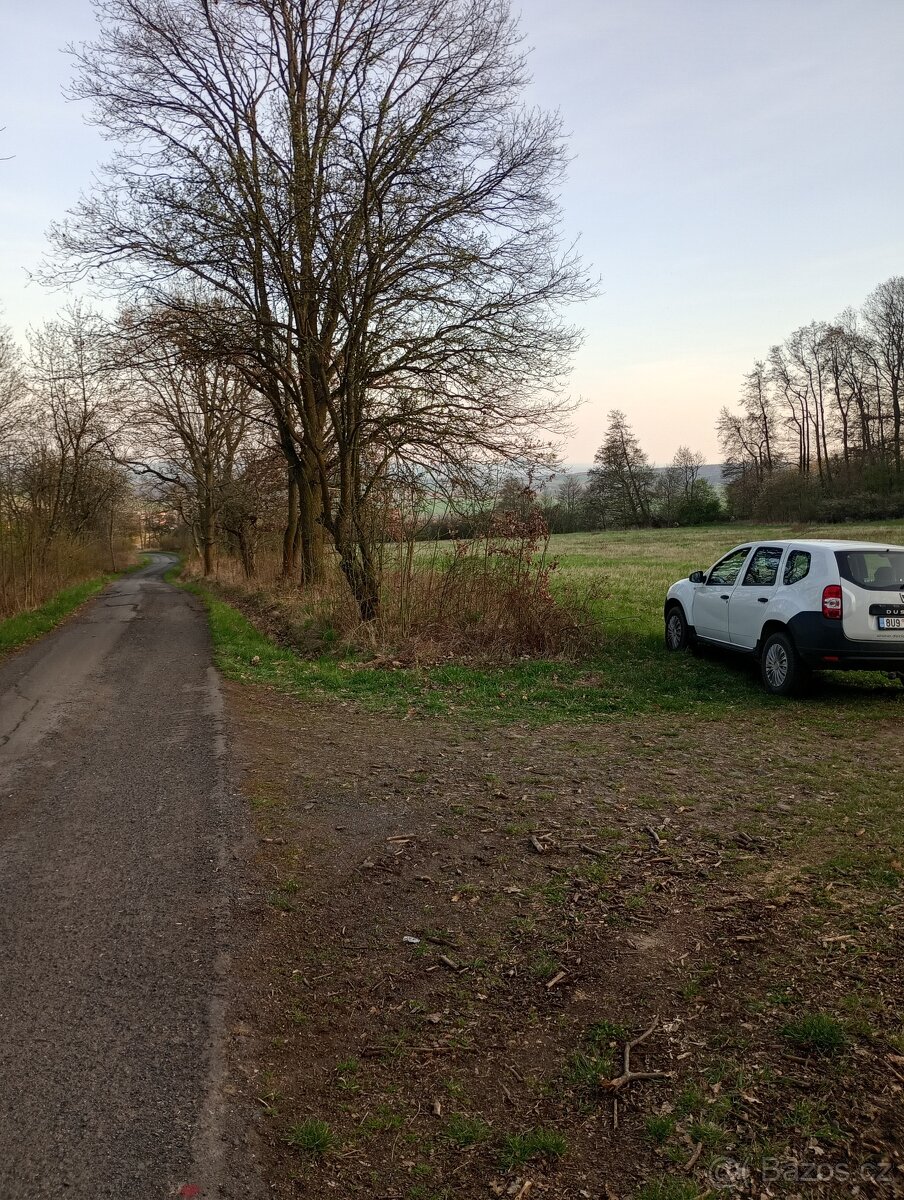 Krásný pozemek v luxusní přírodě. Neváhejte: Les, louka.... - 14