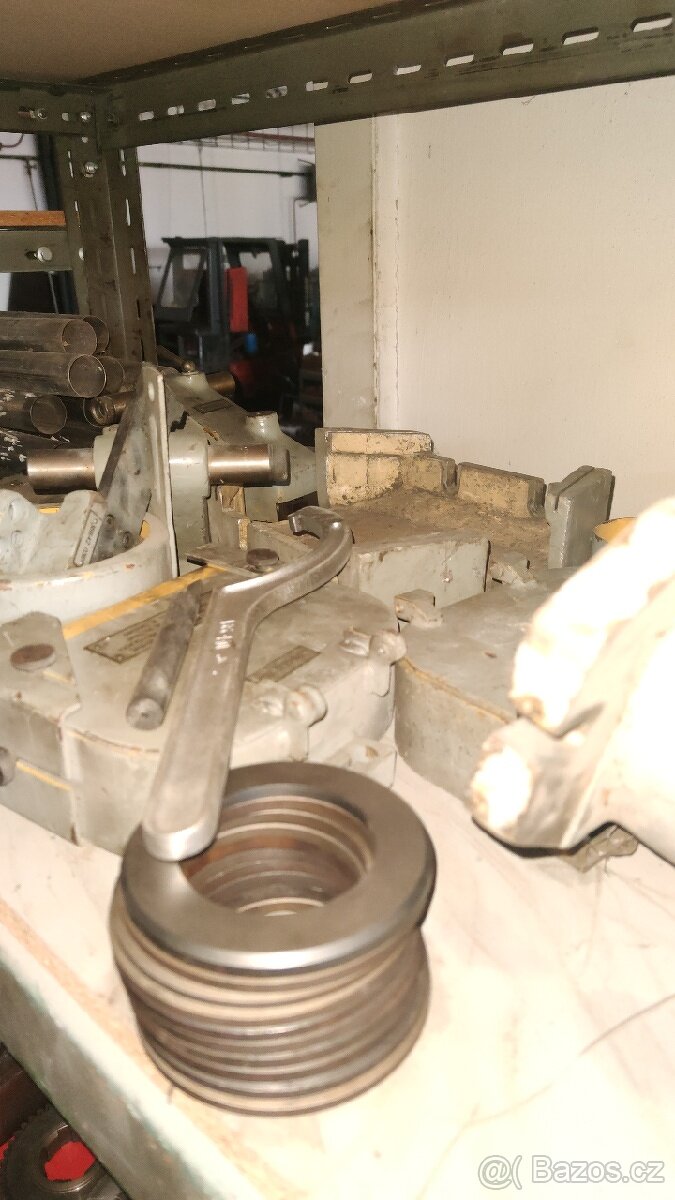 Směs ke kovoobráběcím strojům - 14