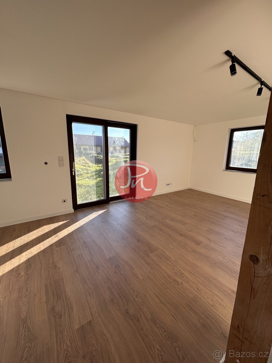 Pronájem novostavby rodinného domu 5+KK, 149 m², s pozemkem - 14