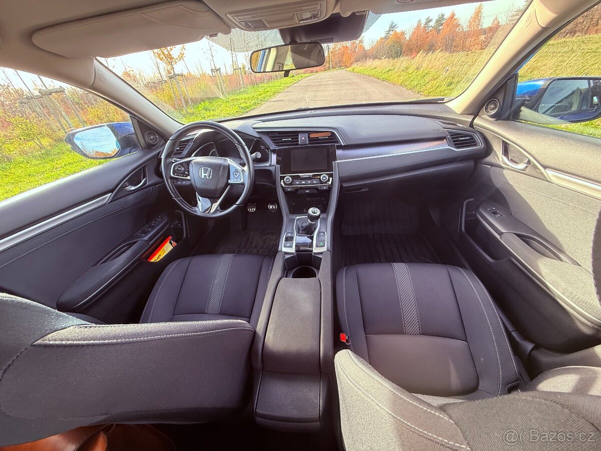 Honda Civic 1,5 I-VTEC134 kW 10G Elegance CZ 1.majitel 2xAl - 14