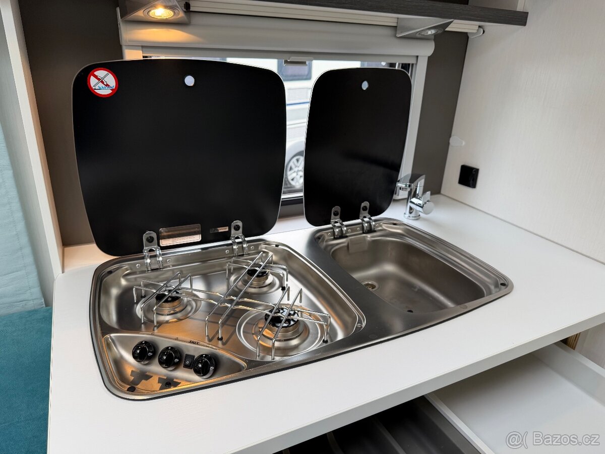 Dethleffs C’go 495 ~ francouzská postel - 14