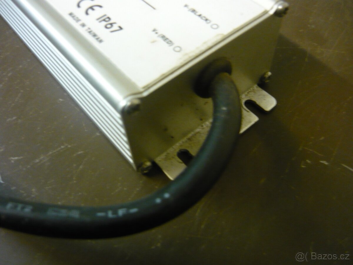 trafo 12 V cena 190 kč - 14