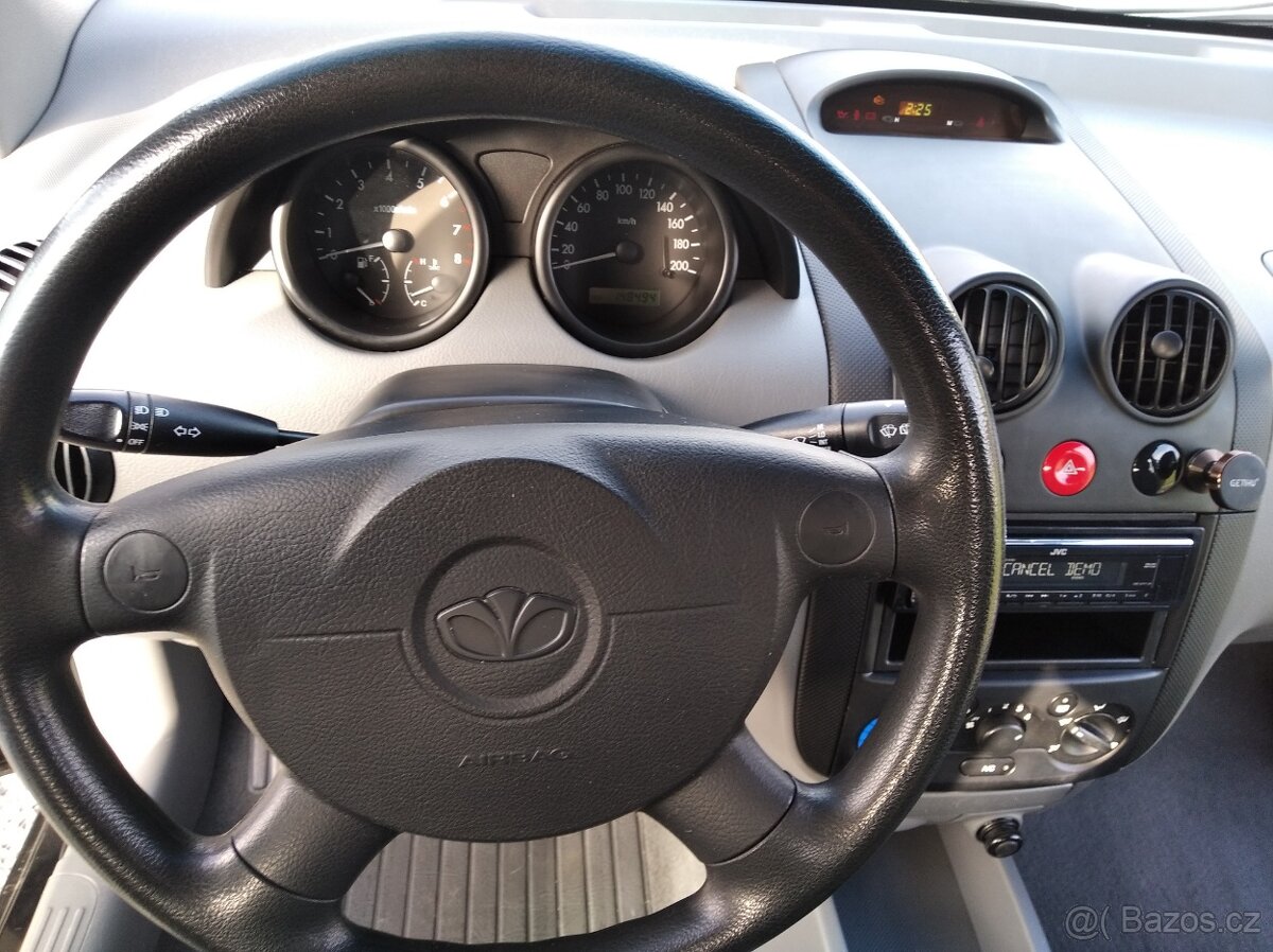 Chevrolet Kalos 1.2i pětidveřový. - 14