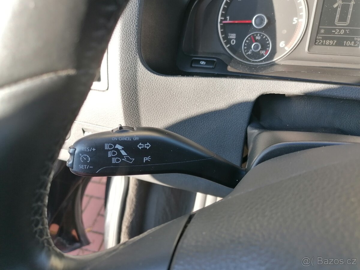 VOLKSWAGEN MULTIVAN T5 2.0TDI 103KW (CAAC) 221TKM 7 MÍST - 14