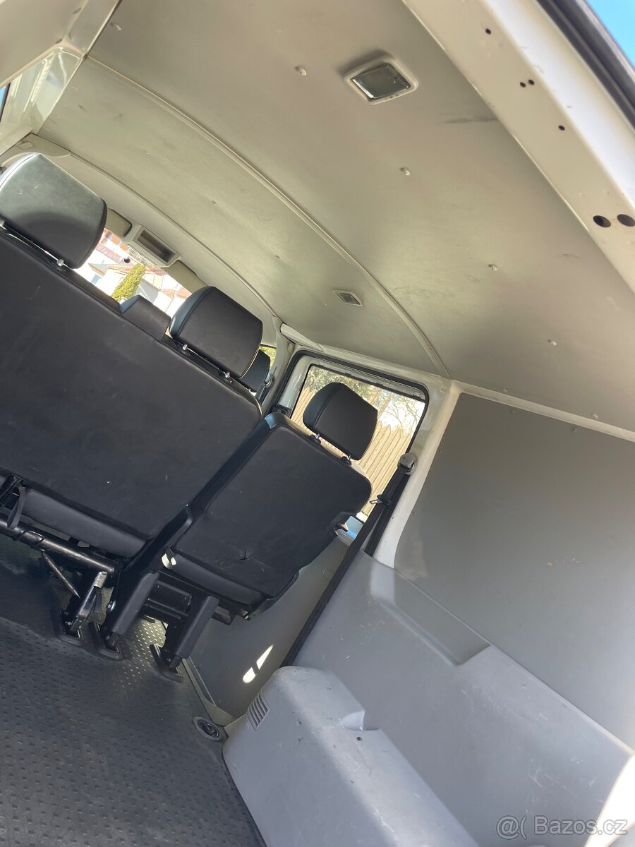 WV Transporter - 14