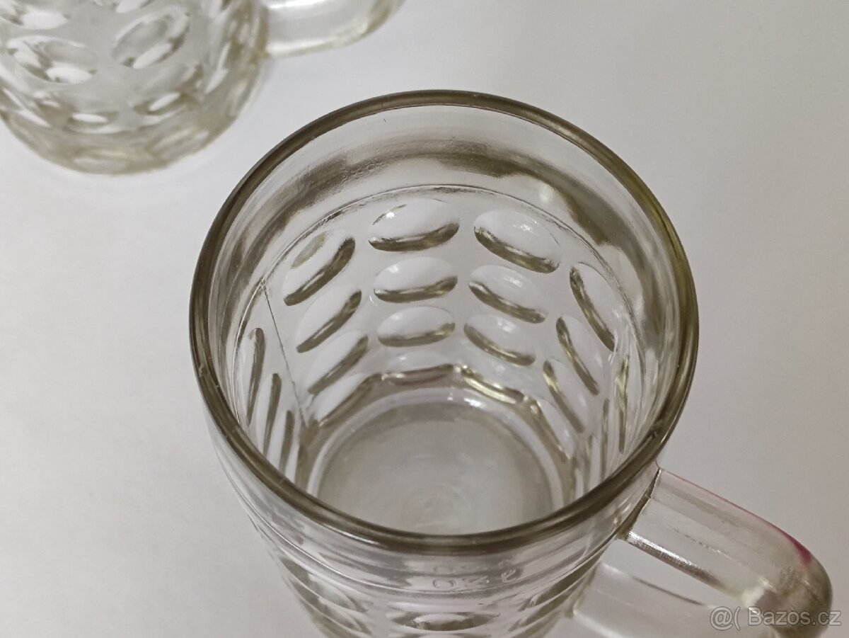 Retro pivní sklenice 0,3 Jiří Brabec, Sklo Union, pošta 75.- - 14
